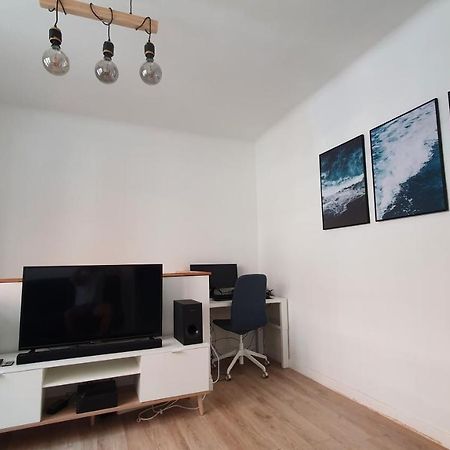 Joli T2- Centre Ville - Parking Gratuit - Wifi Dunkirk Exterior foto