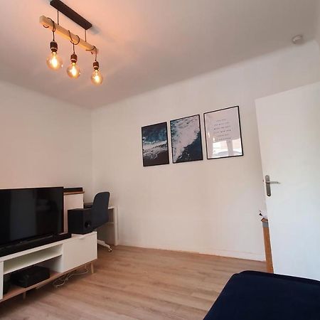 Joli T2- Centre Ville - Parking Gratuit - Wifi Dunkirk Exterior foto