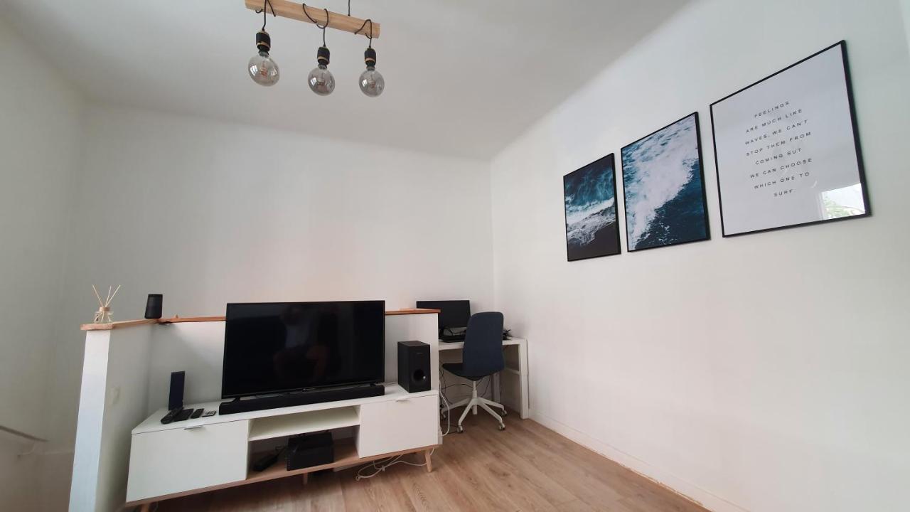 Joli T2- Centre Ville - Parking Gratuit - Wifi Dunkirk Exterior foto